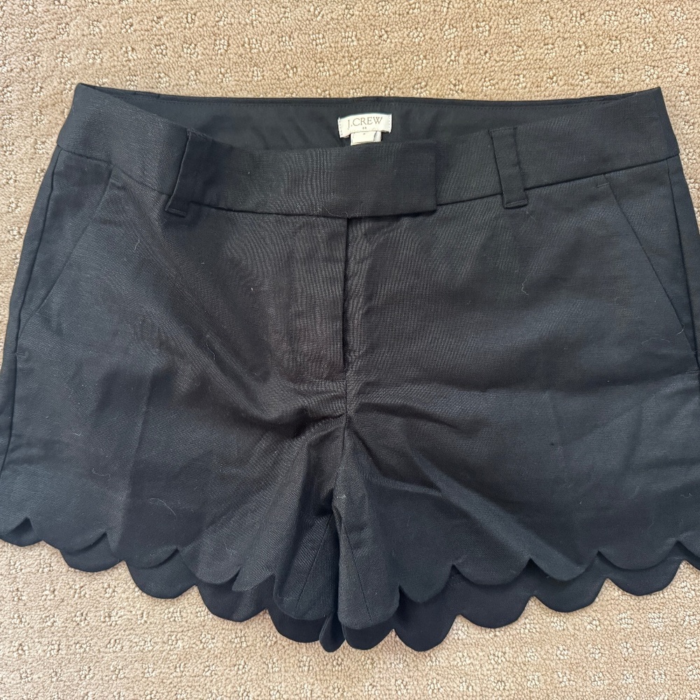 J. Crew Factory 4 inch Black Scalloped Shorts, size 6.  NWT